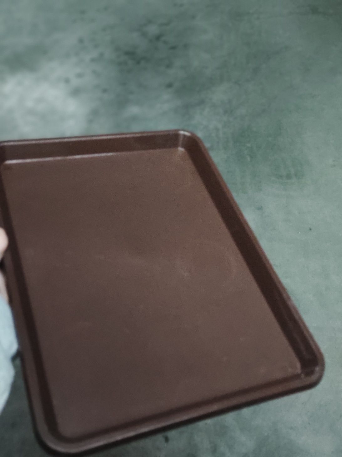 Tabuleiros castanhos para pequenos almoço
