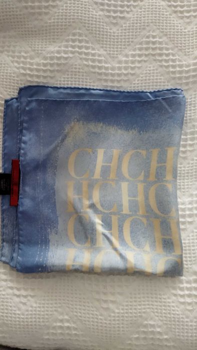 Lenço Carolina Herrera