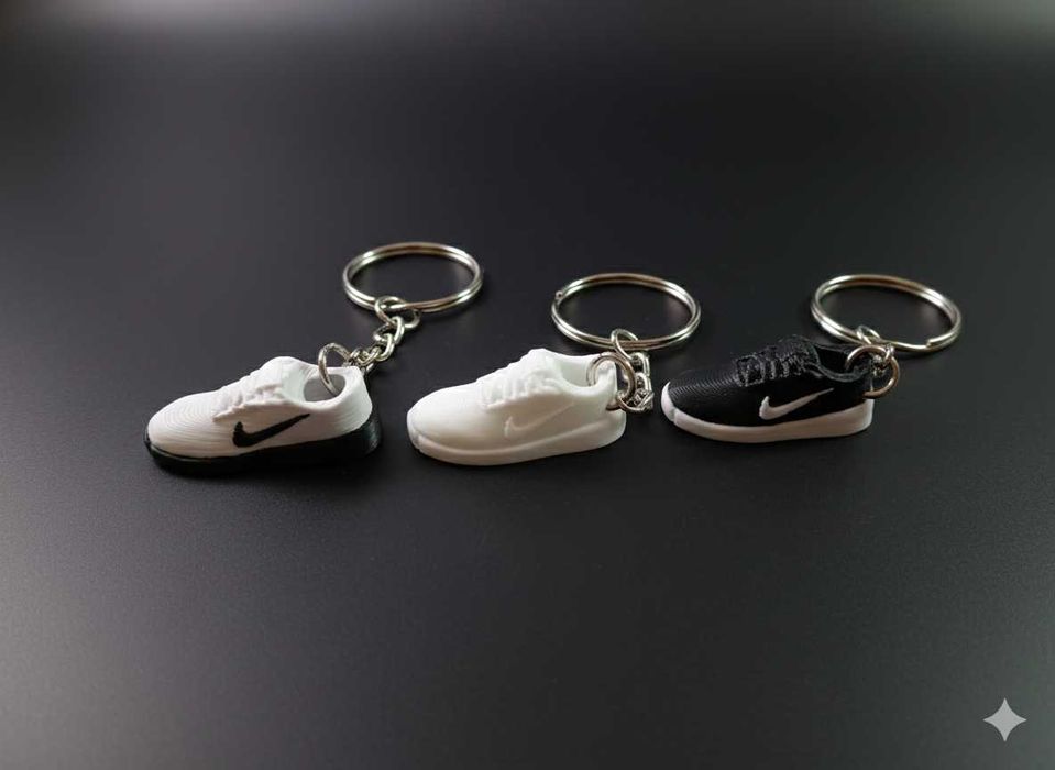 Brelok personalizowany sneakers 3D – wersja mini 3 cm