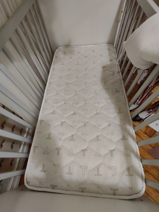 Berço Trama + colchão + trocador ikea + dossel + Marsupio