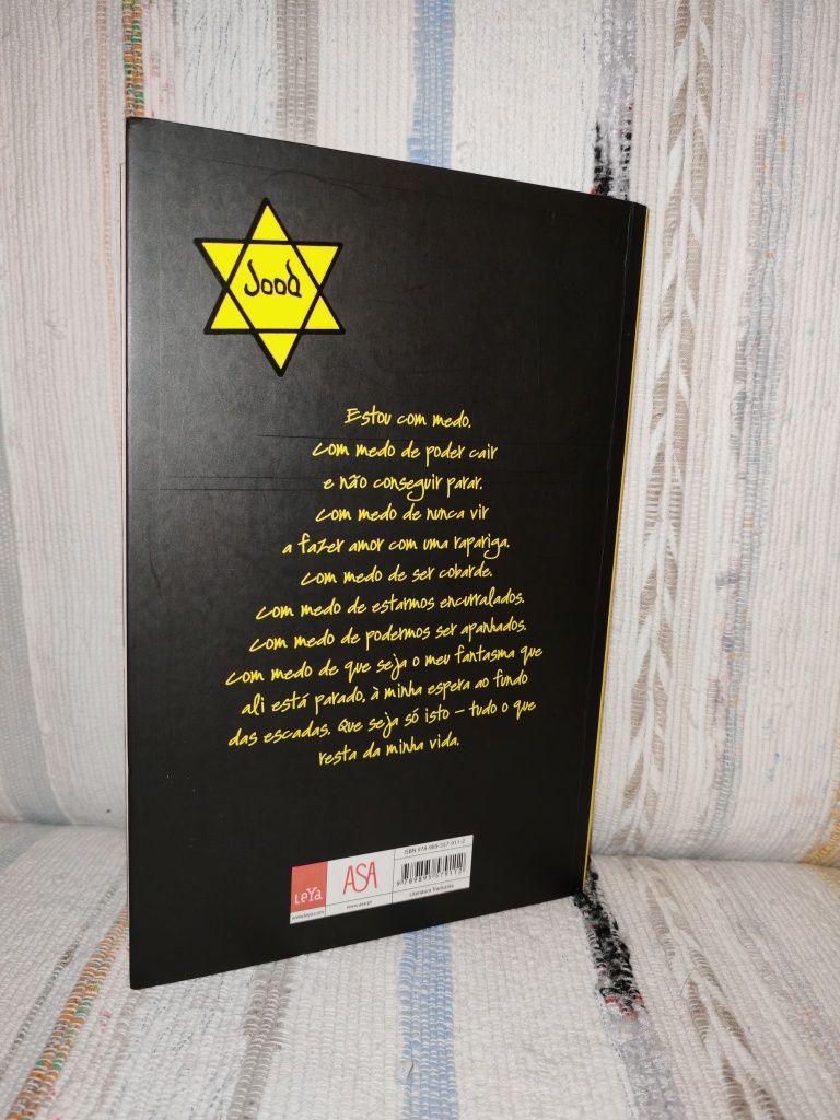 No anexo | Sharon Dogar (Portes grátis)