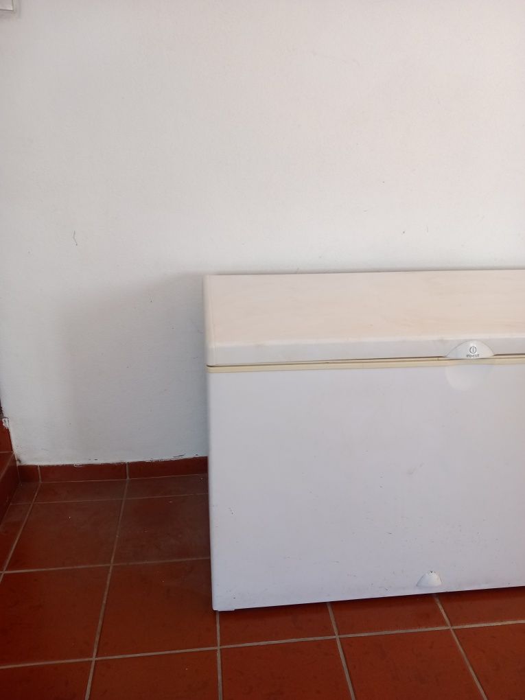Arca Indesit Horizontal