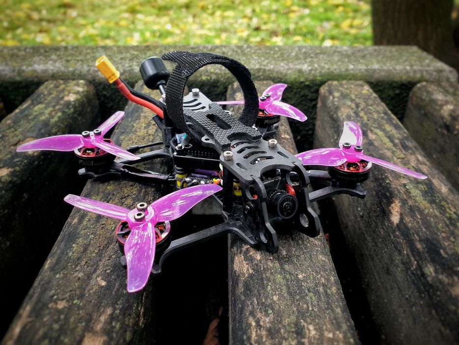 Дрон fpv 2,5 Walksnail speedybee  цифра