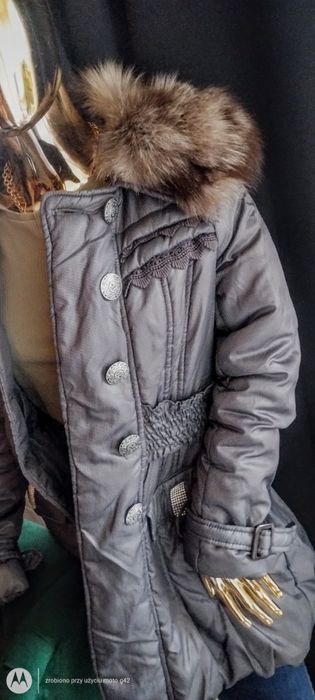 Kurtka damska z naturalnym kołnierzem