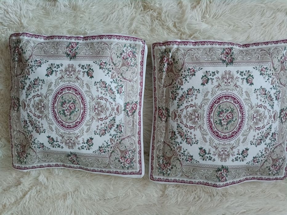 Poszewki komplet nowe 40*40cm różne wzory kwiaty i rower