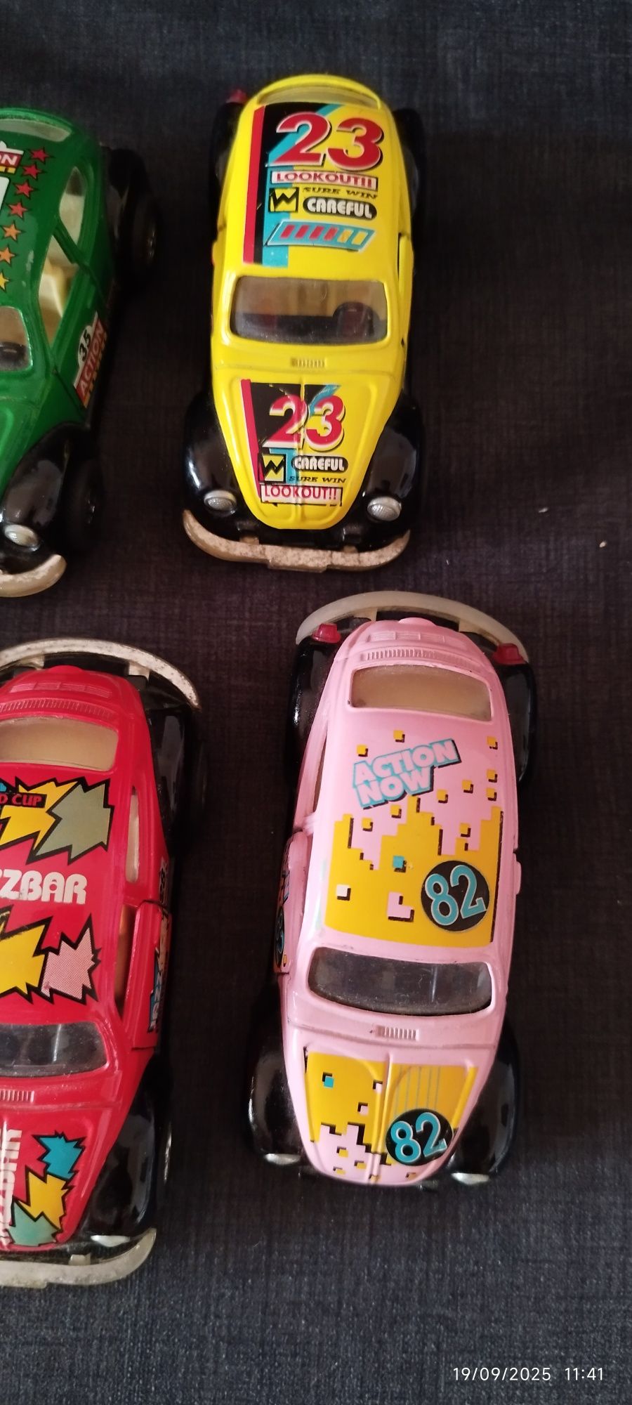 Vendo carrinhos de coleção