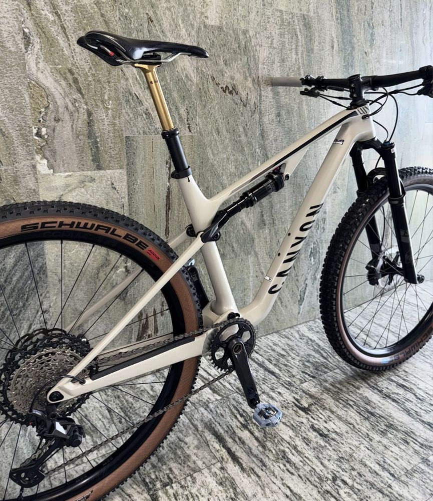 Велосипед Canyon Lux Trail CF 7 з Німеччини