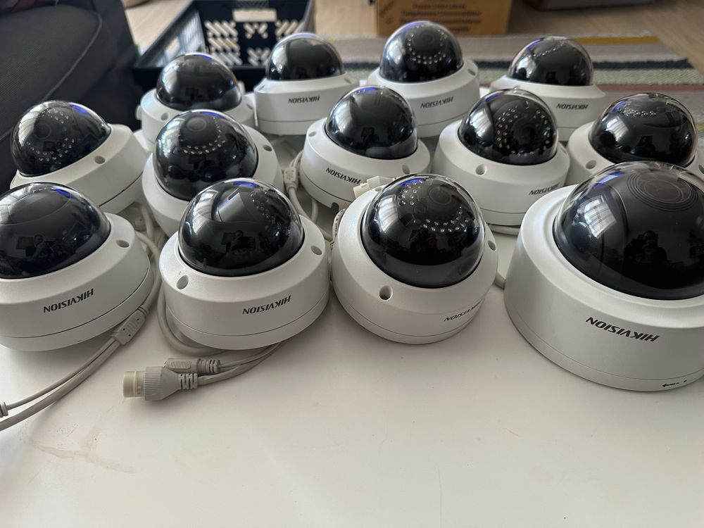 Kompletny zestaw monitoringu HikVision 15 kamer