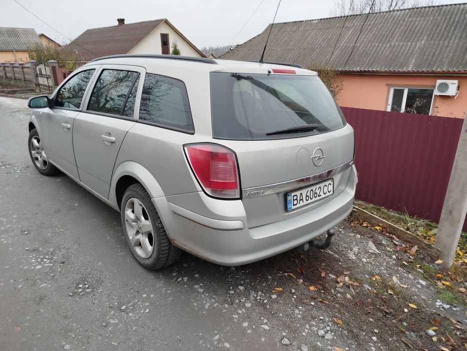 Продам астру 2006 рік