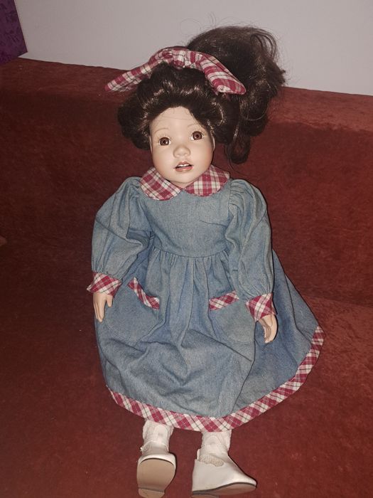 Lalka porcelanowa