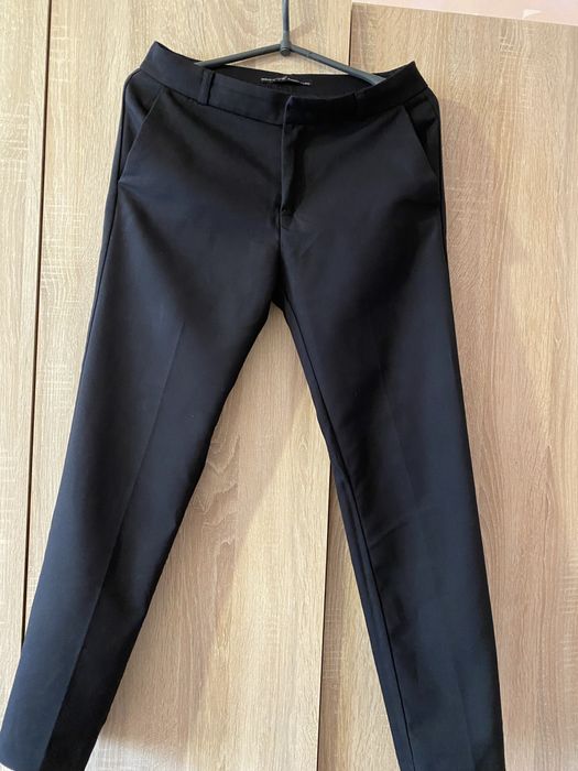 Брюки жіночі з розрізами внизу