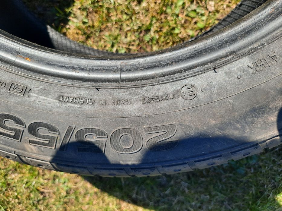 Opona  205/55 R 16