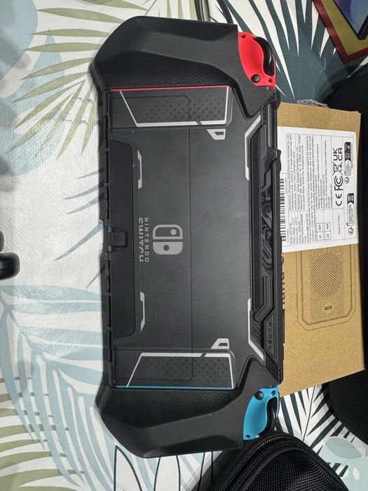 Nintendo Switch OLED Preta - 64GB