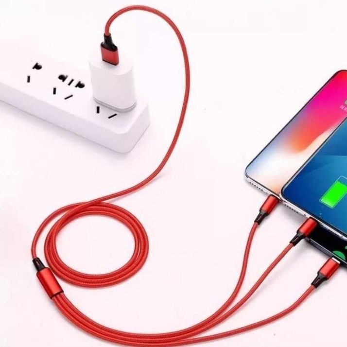Гнучкий зарядний кабель для смартфонів на три порти