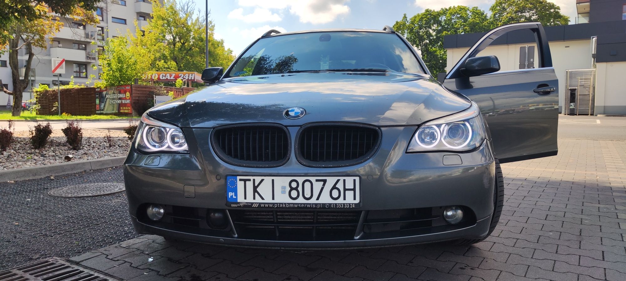 Sprzedam ładnie utrzymane e61 3,0d