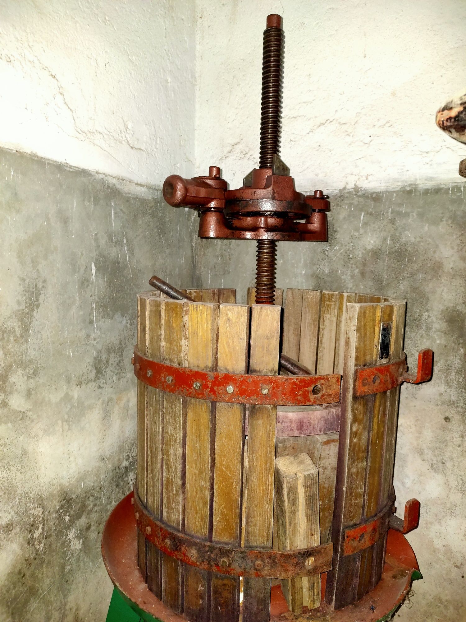 Prensa para vinho pequena