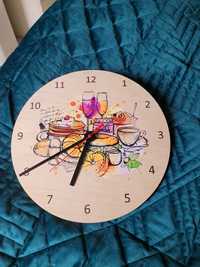 Zegar ścienny drewniany z kolorowym nadrukiem