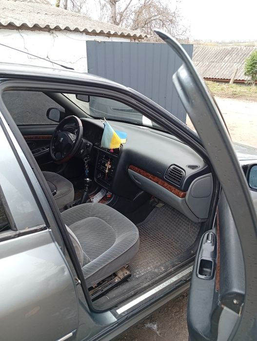 Продам  автомобіль