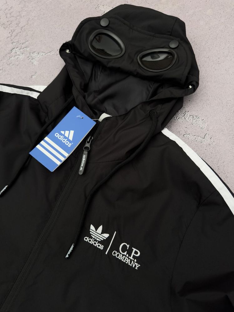 Колаборація вітрівка Adidas/C.P. Company