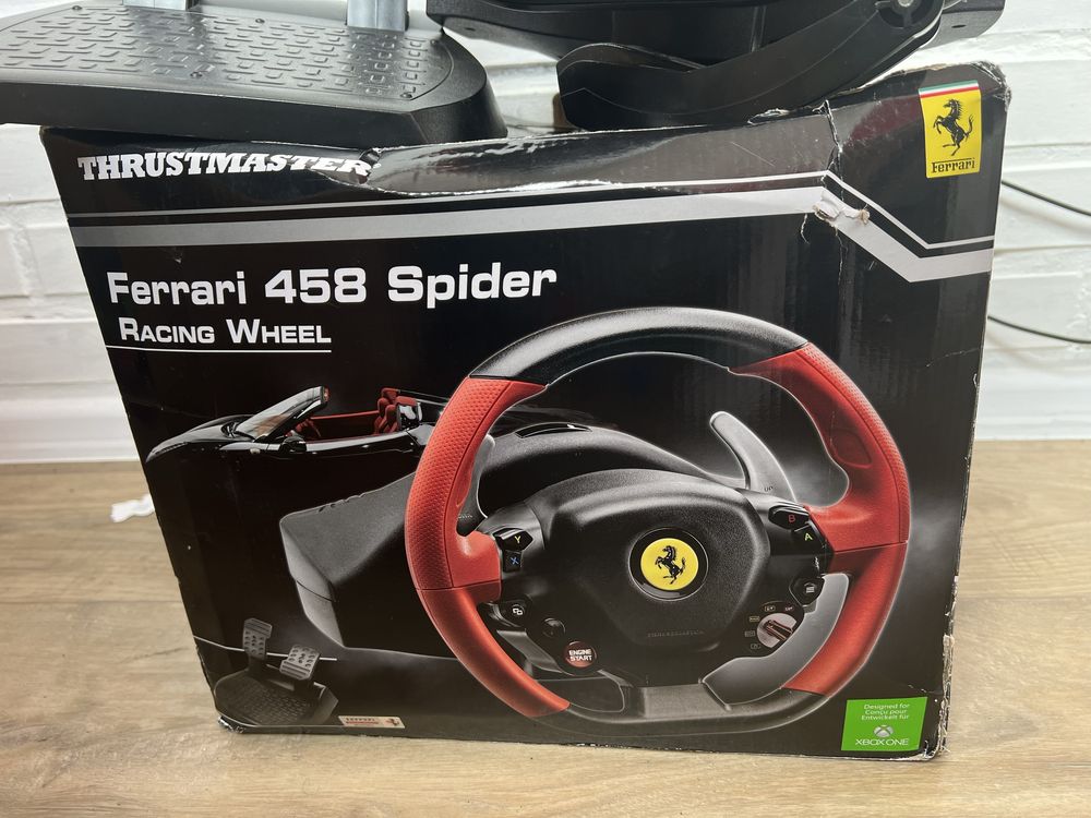 Игровой руль Thrustmaster  Ferrari 458