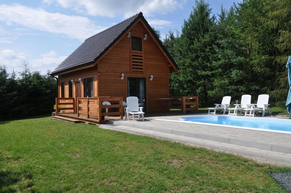 Domek letniskowy z basenem, klimatyzowany - Mazury - sezon 2025!