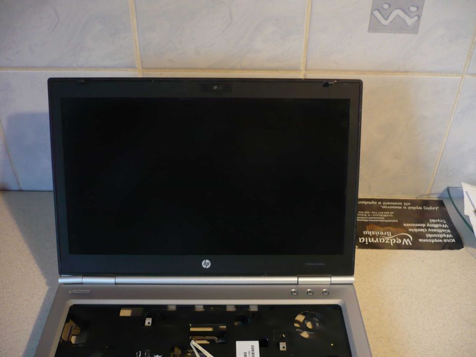 HP EliteBook 8460p - Matryca , sprawna , w obudowie.