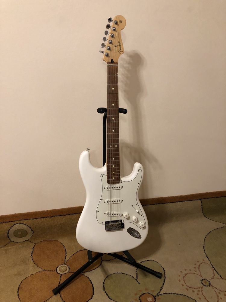 Fender Player Stratocaster 2020 PWT