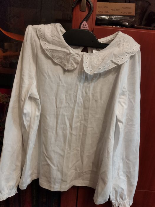 Костюмчик для дівчинки. 140 см. (Sinsay)