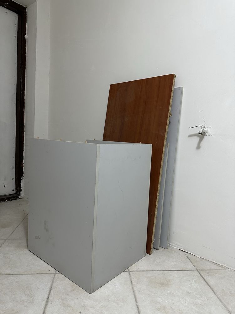 Oddal szafke i plyty