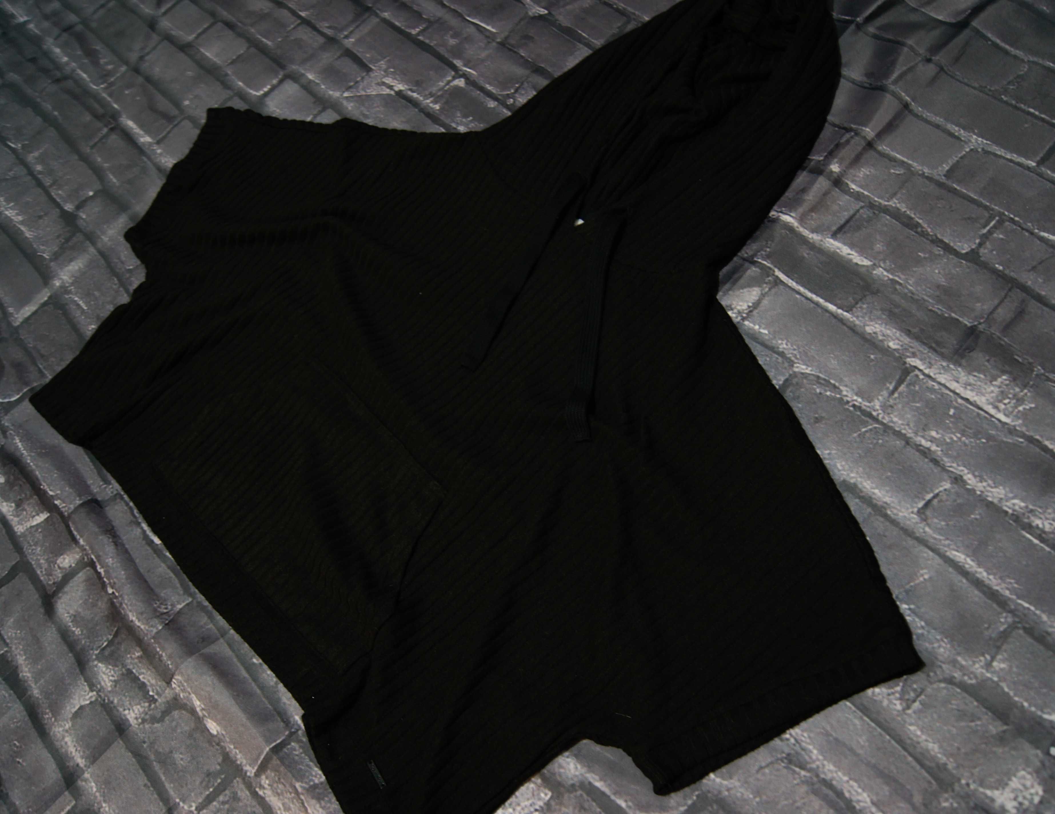 Koszulka z kapturem t-shirt damska Calvin Klein ,rozmiar M, czarna