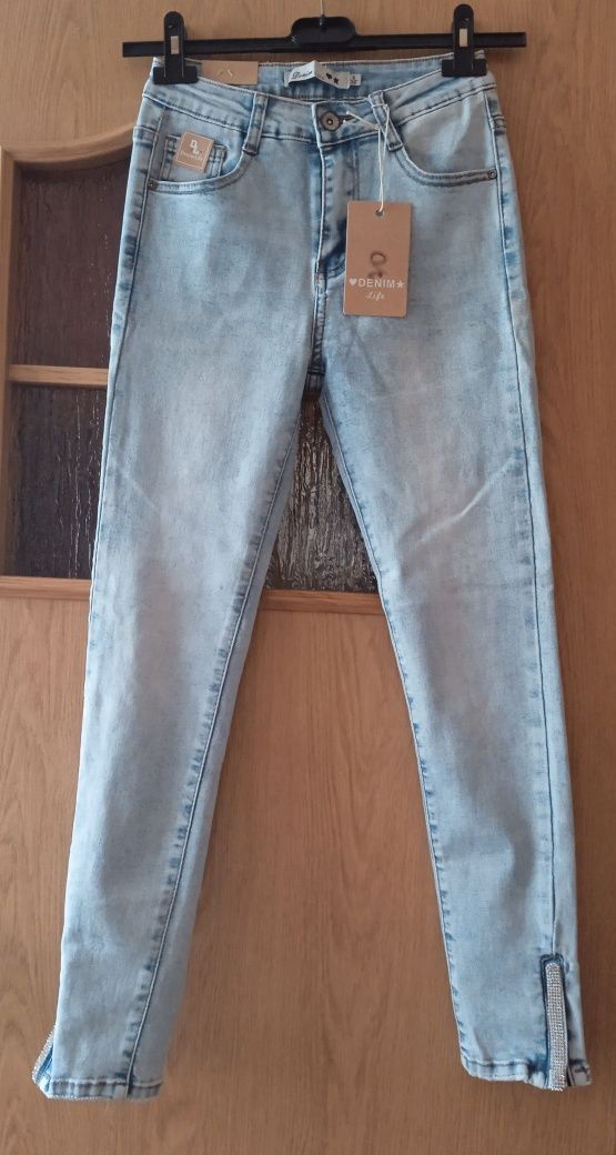 Spodnie Jeansowe Dżinsy Z Zameczkami Cyrkonie