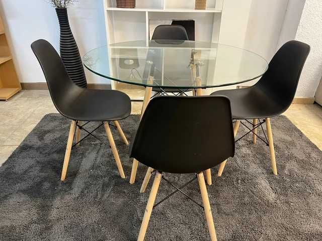 Mesa de jantar barata com 4 cadeiras - NOVO