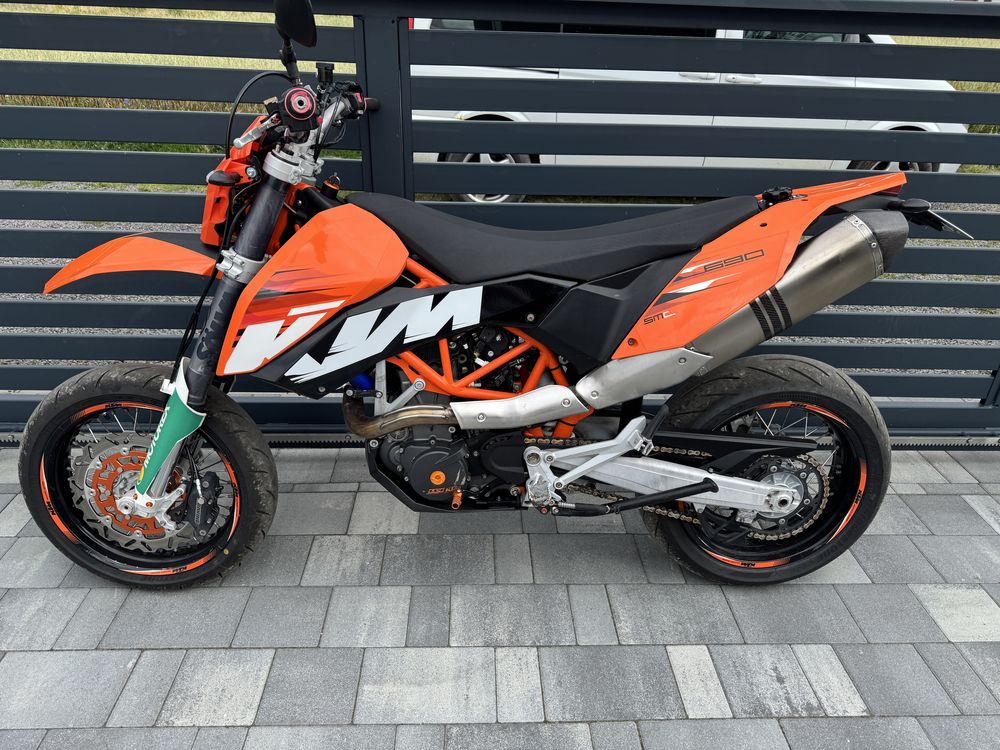 KTM Enduro R 690, SMC-R, SMC supermoto LC4