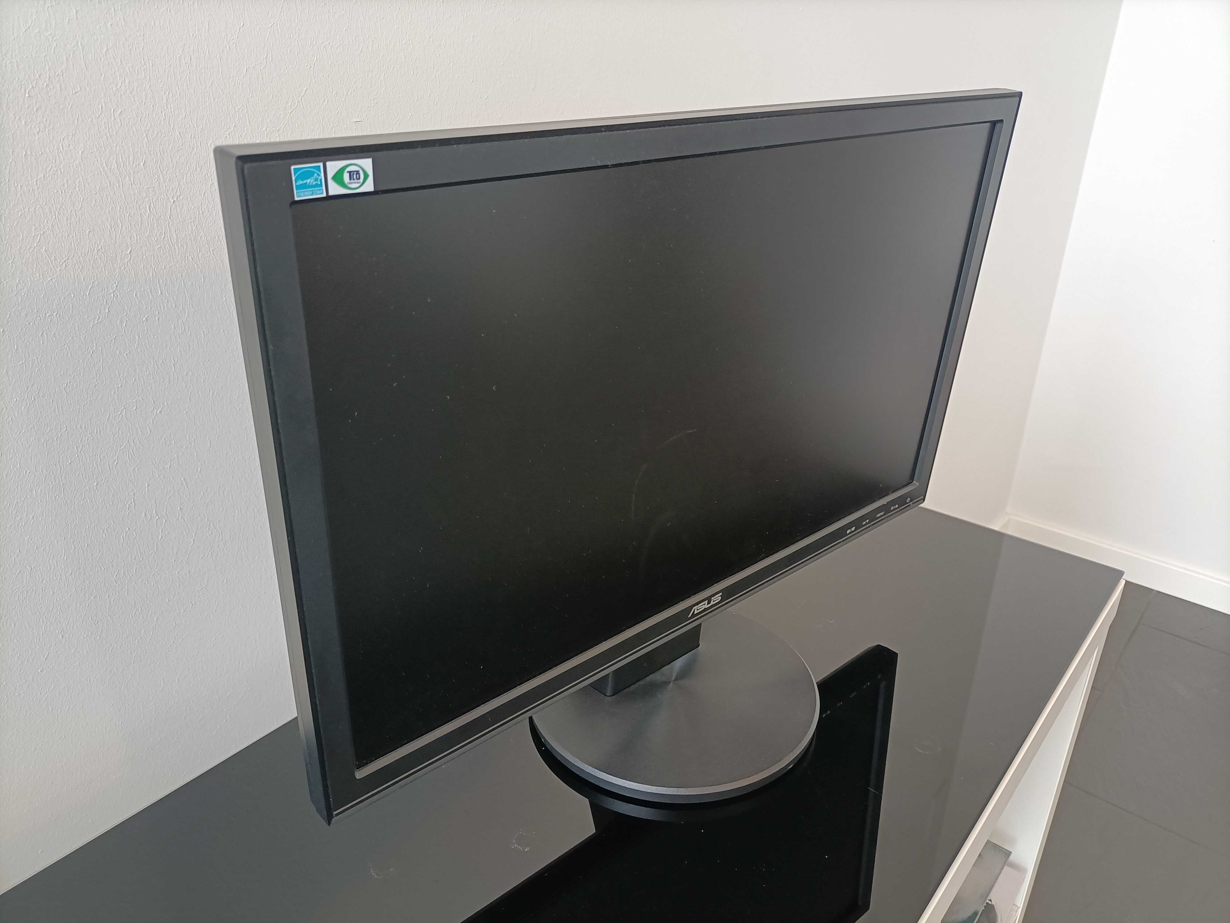 Pc i7-4770 CPU  3.40GHz Radeon RX 460 Series 4gb 16gb DDR3 Asus 55.1