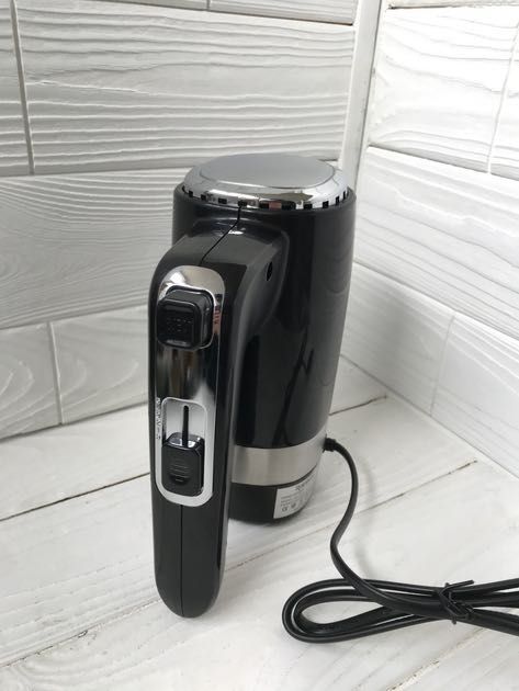 Ручний міксер — потужний і надійний помічник на кухні, миксе