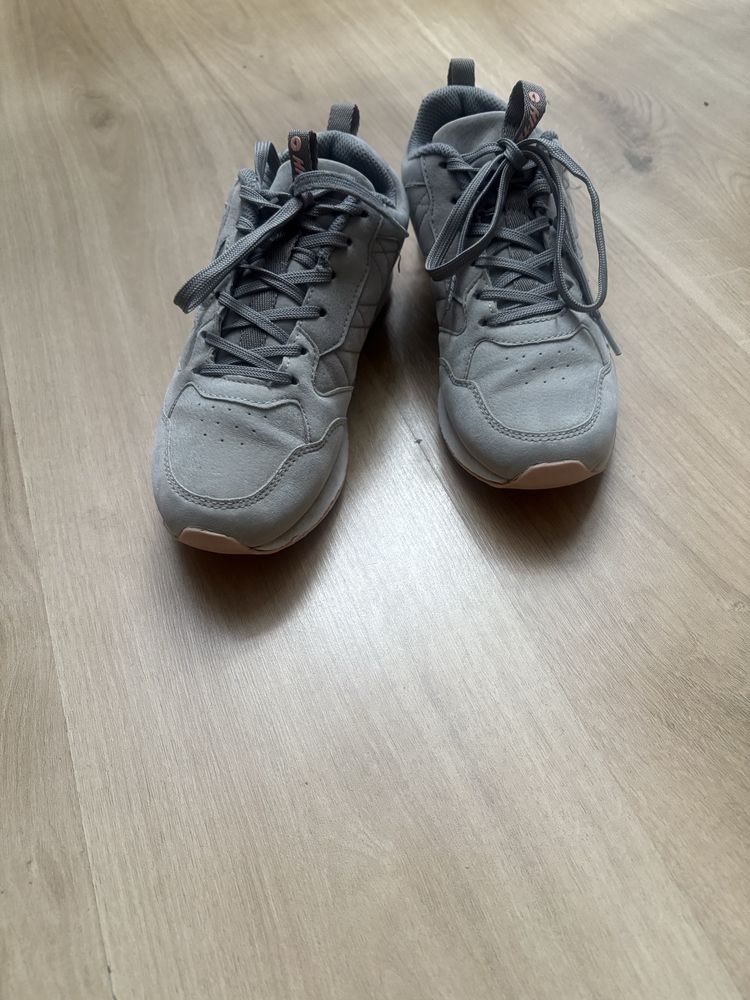 Adidasy damskie r.36