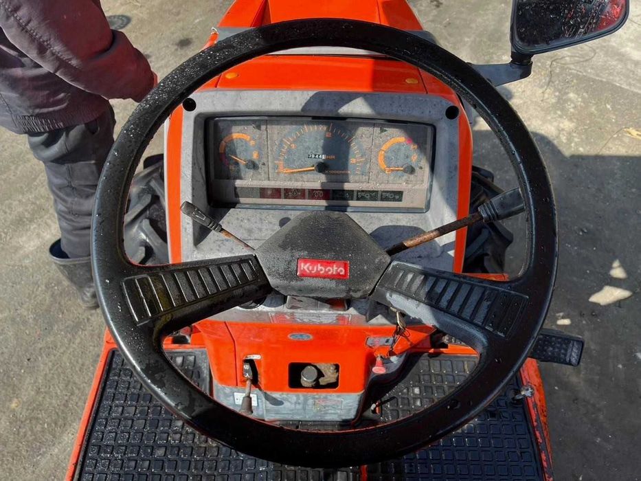 Traktor Kubota A-17DT - 17KM