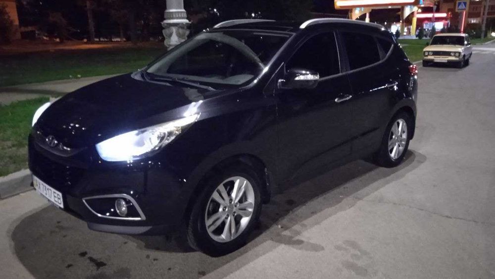 Кросовер Hyundai IX35 4WD