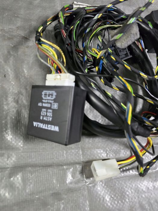 Dedykowana wiązka .dacia Duster do Hak Holowniczy