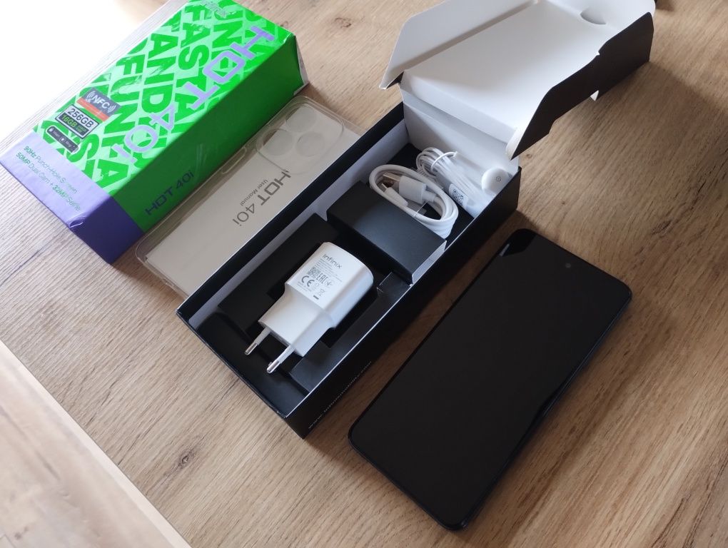 Nowy smartfon Infinix Hot 40i 8/256GB Czarny NFC