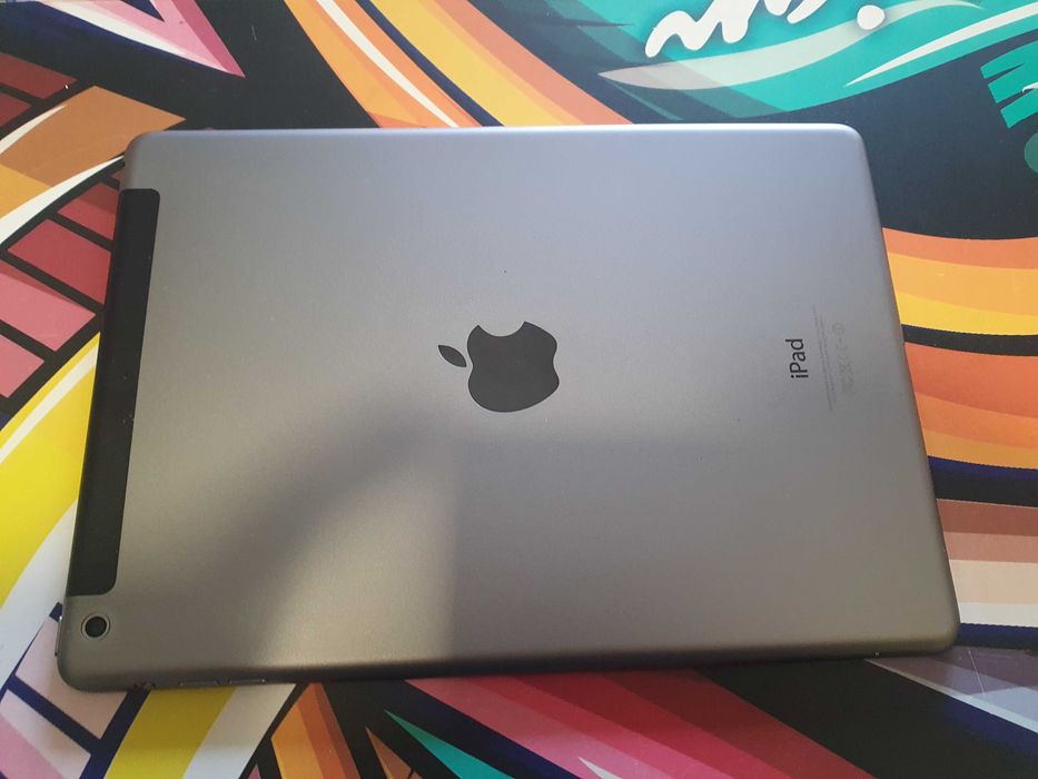 iPad Air Apple Preto/Prata 128gb wifi+cellular