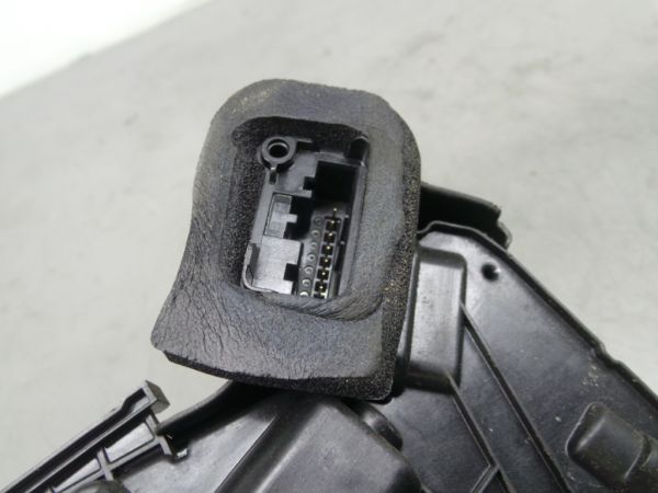 Fechadura / fecho porta frente direito VOLKSWAGEN Polo (6R, 6C)