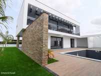 Moradia Isolada T4 - inserida em lote 420m2 - Aldeias de Irmaos - A...