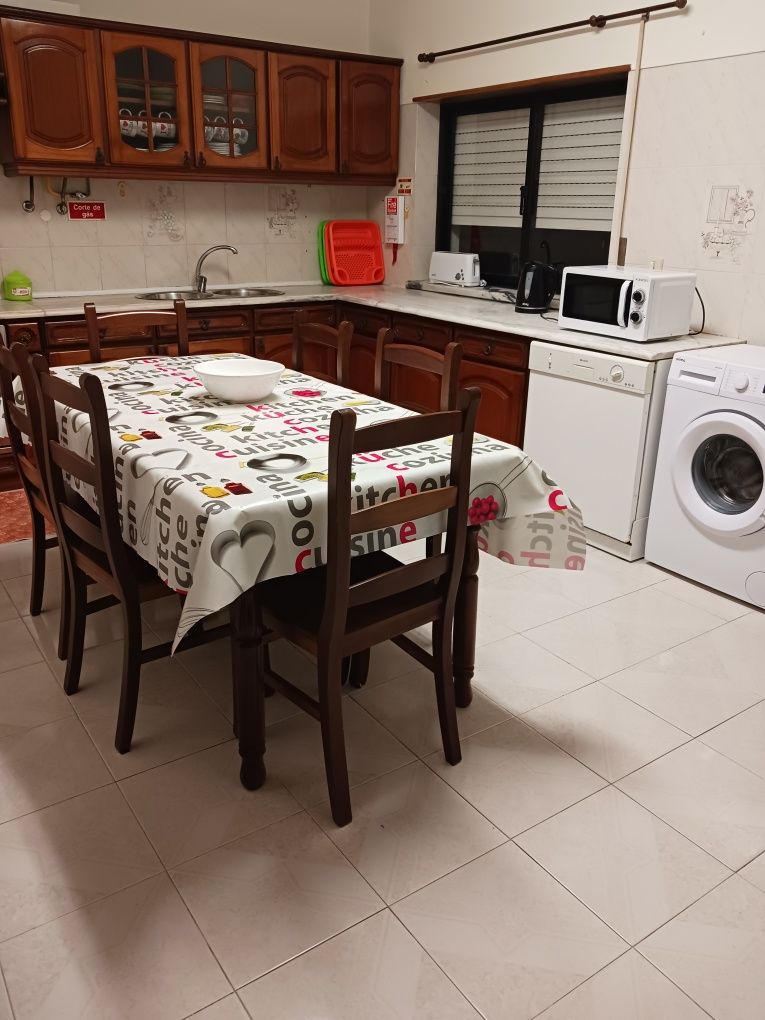 Apartamento T3 va a pe para a praia.