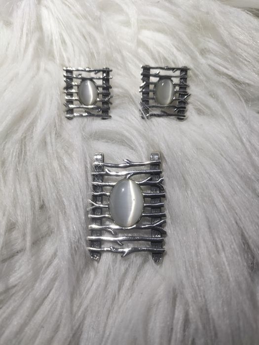 Komplet biżuterii srebrnej 925 perły kolczyki wisiorek