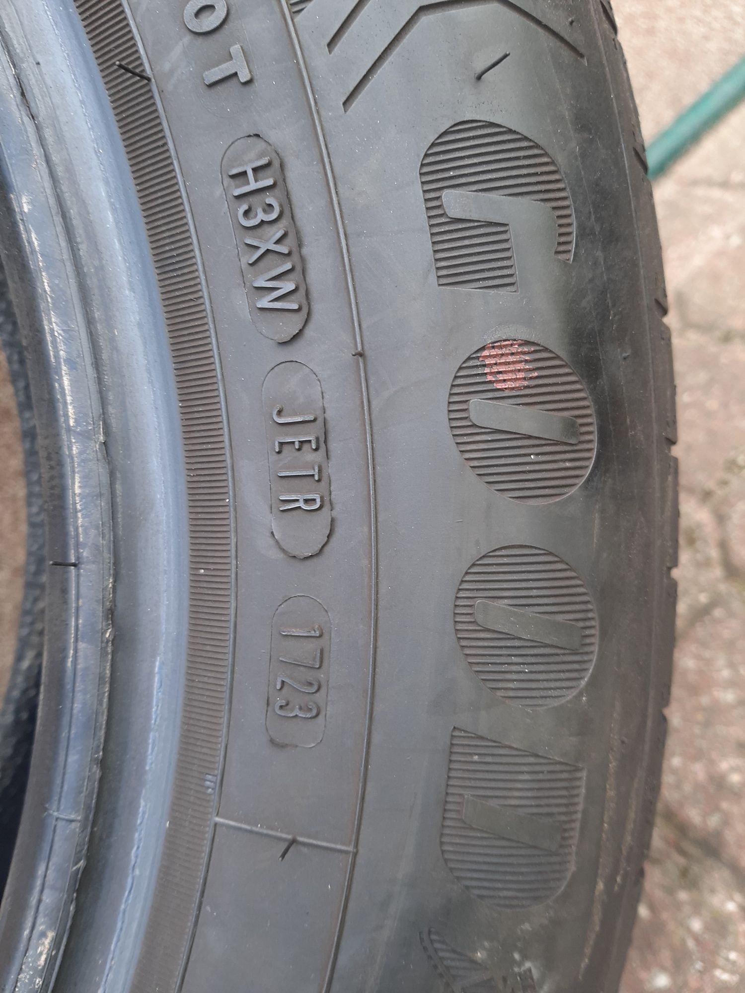 1x Opona letnia 205/60R16 GoodYear EfficientGrip / 2023r 6mm