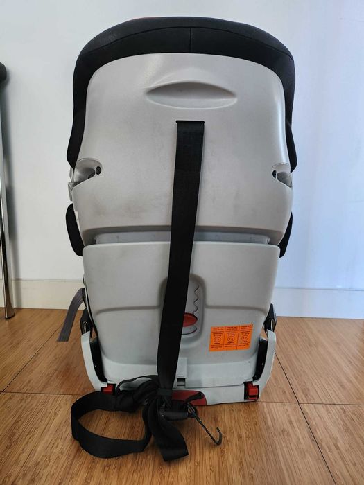 Vendo cadeira auto da marca Mini para todas as idades