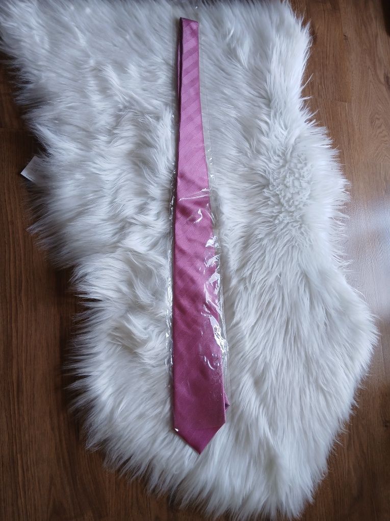 Nowy krawat,recznie robiona,elegancki,modny róż
