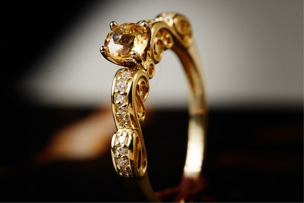 Pierścionek złoty 585 cytryn 0,39 ct diamenty 0,18 xt