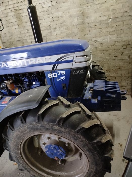 Sprzedam ciągnik farmtrac 6075